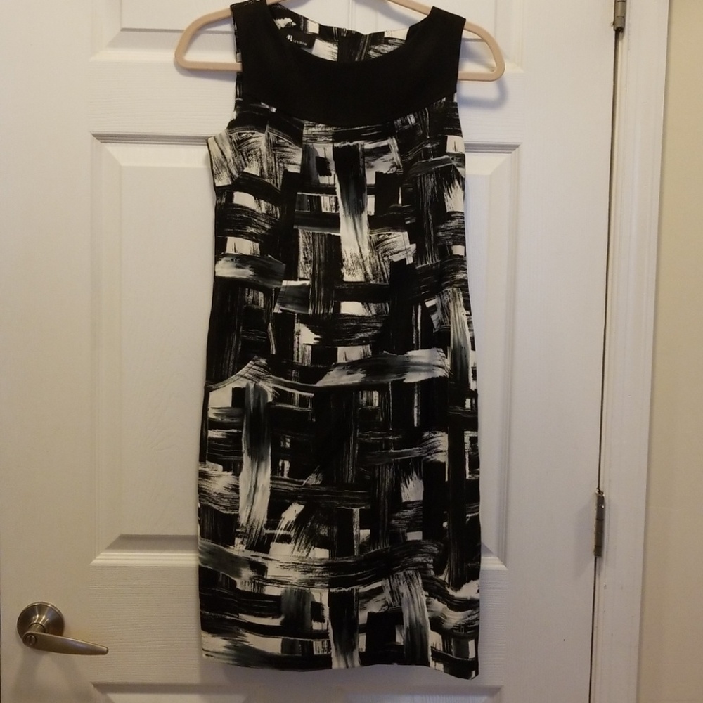 Cute Black and White Shift Dress